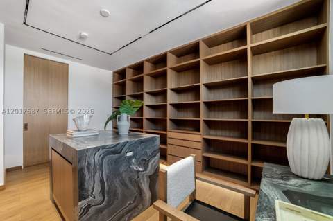 3045 N Bay Rd, Miami Beach FL - photo 24 of 47