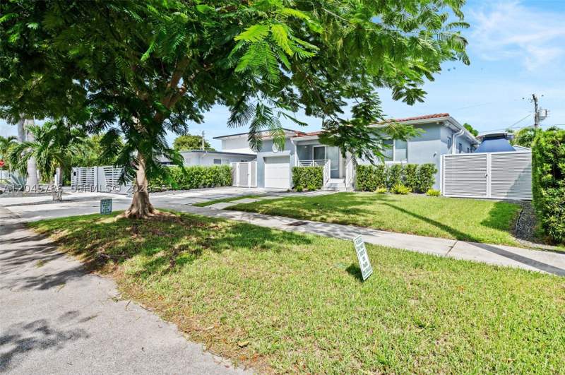 2 bedroom SingleFamilyResidence at 4355 SW 2nd St, Flagler Park Estates, Miami — photo 2