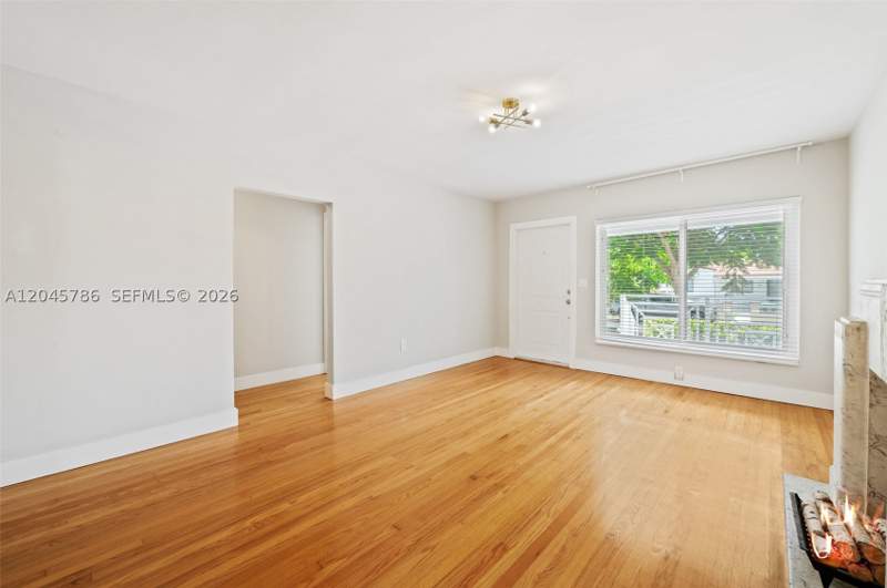 2 bedroom SingleFamilyResidence at 4355 SW 2nd St, Flagler Park Estates, Miami — photo 4