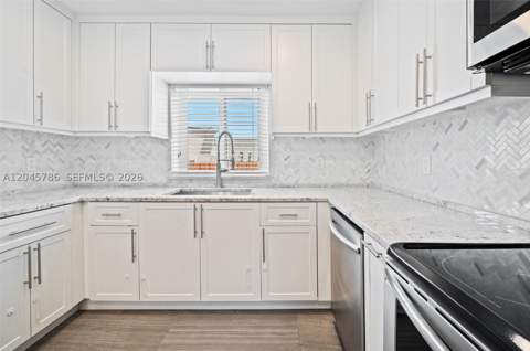 4355 SW 2nd St, Miami FL - photo 7 of 27