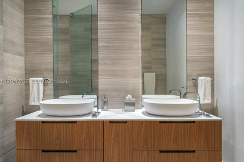 4701 N Meridian Ave 209, Miami Beach FL - photo 20 of 27