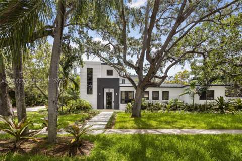 3303 Halissee St, Coconut Grove FL - photo 24 of 37
