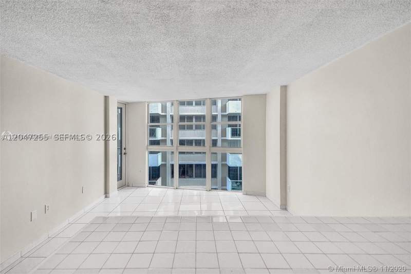 1 bedroom Condominium at 1228 West Ave 613, Bayview Terr Condo, Miami Beach — photo 3