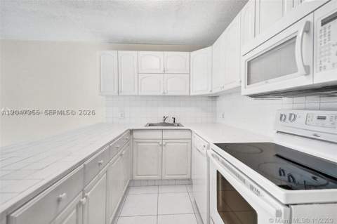 1228 West Ave 613, Miami Beach FL - photo 7 of 29