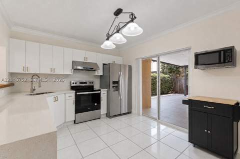 3539 W 76th St 6, Hialeah FL - photo 6 of 28