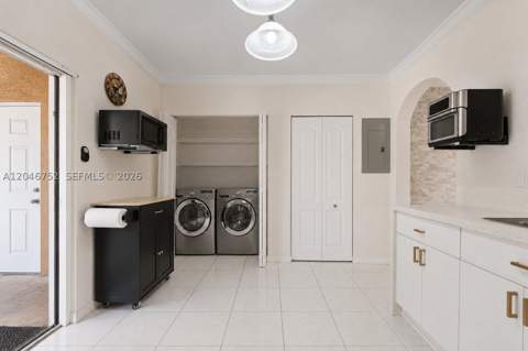 3539 W 76th St 6, Hialeah FL - photo 9 of 28