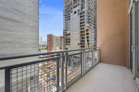 244 Biscayne Blvd 451, Miami FL - photo 12 of 22