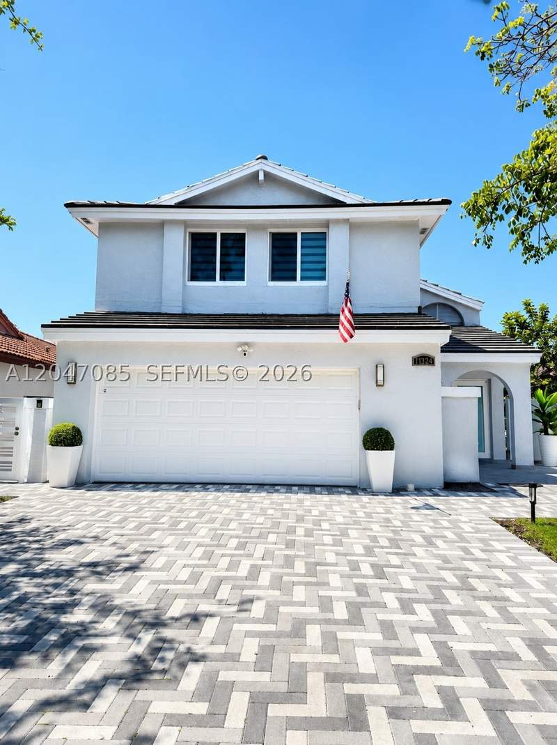 3 bedroom SingleFamilyResidence at 17324 NW 63rd Ave, The Moors Cluster Homes, Hialeah — photo 2