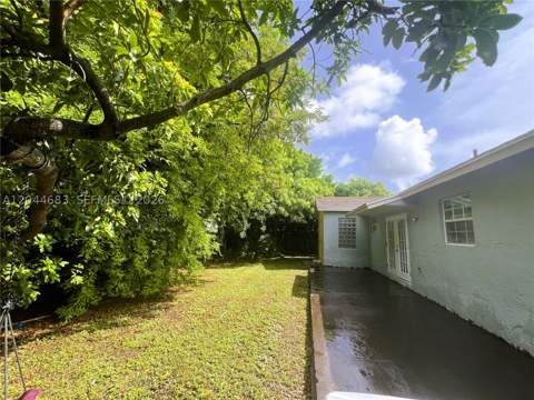 26080 SW 132nd Pl, Homestead FL - photo 13 of 17