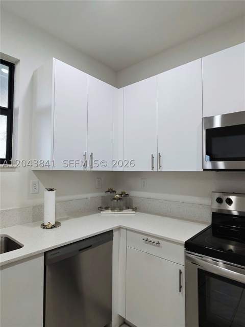 23013 SW 128th Pl, Miami FL - photo 9 of 31