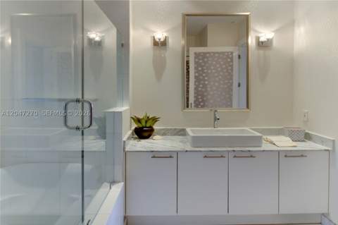 2001 Meridian Ave Ph-21, Miami Beach FL - photo 12 of 14