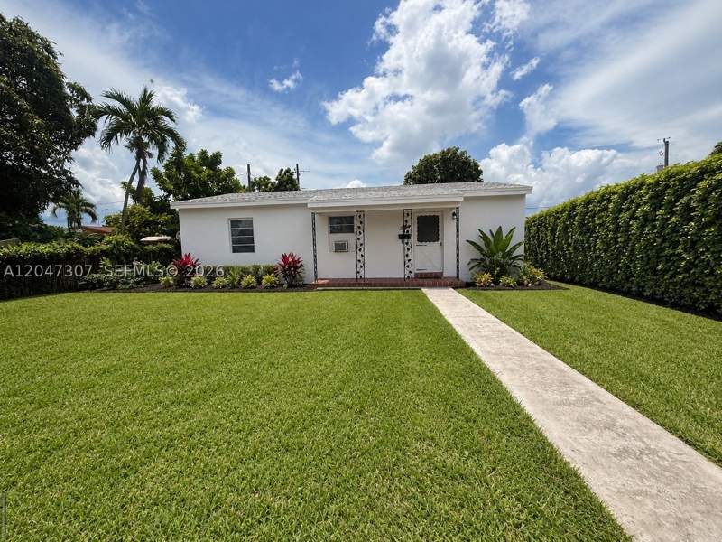 3 bedroom SingleFamilyResidence at 790 E 6th Pl, Sun-Tan Vill Sec 5, Hialeah — photo 2