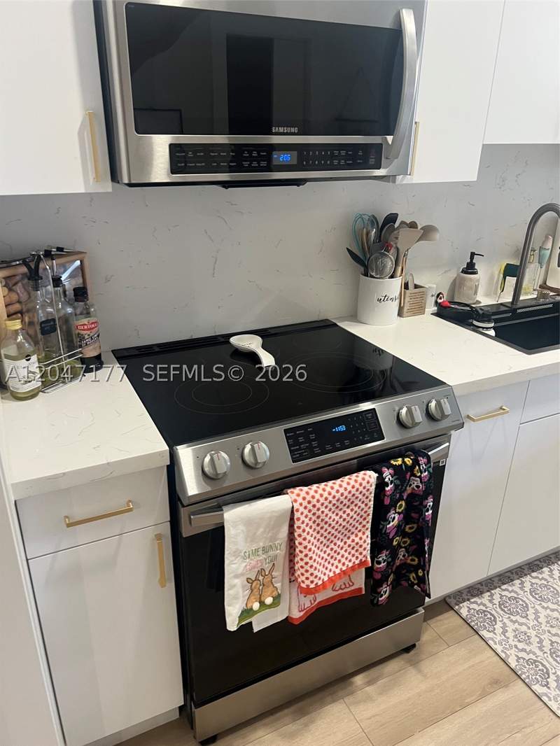 2 bedroom Townhouse at 13338 SW 59th Ter, Replat Of Miller Dreams S, Miami — photo 4