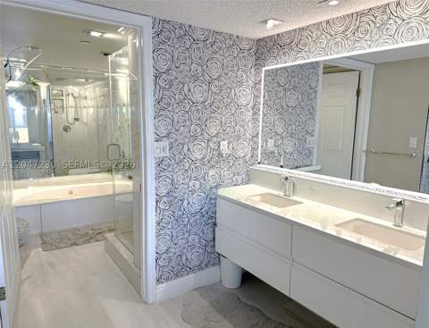 18000 N Bay Rd 603, Sunny Isles Beach FL - photo 17 of 30