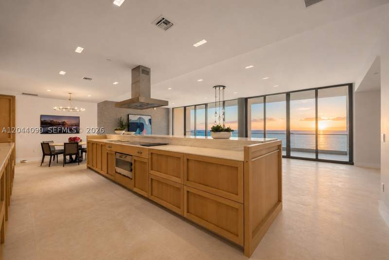 6 bedroom Condominium at 5959 Collins Ave 1804/1805, The Residences At The Bat, Miami Beach — photo 5