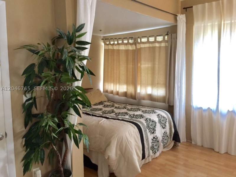 0 bedroom Condominium at 802 Euclid Ave 201, The Lexington Euclid Cond, Miami Beach — photo 4