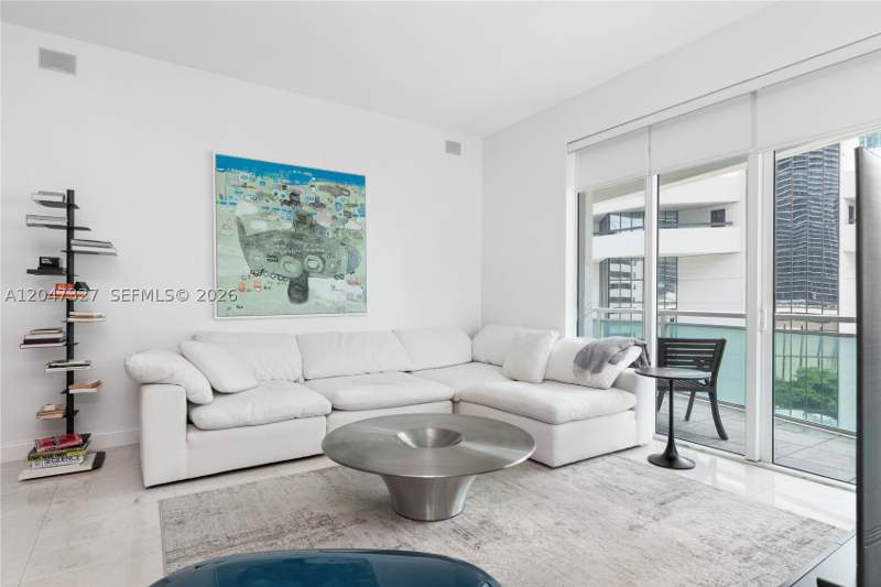 2 bedroom Condominium at 951 Brickell Ave 1011, The Plaza 901 Brickell Co, Miami — photo 3