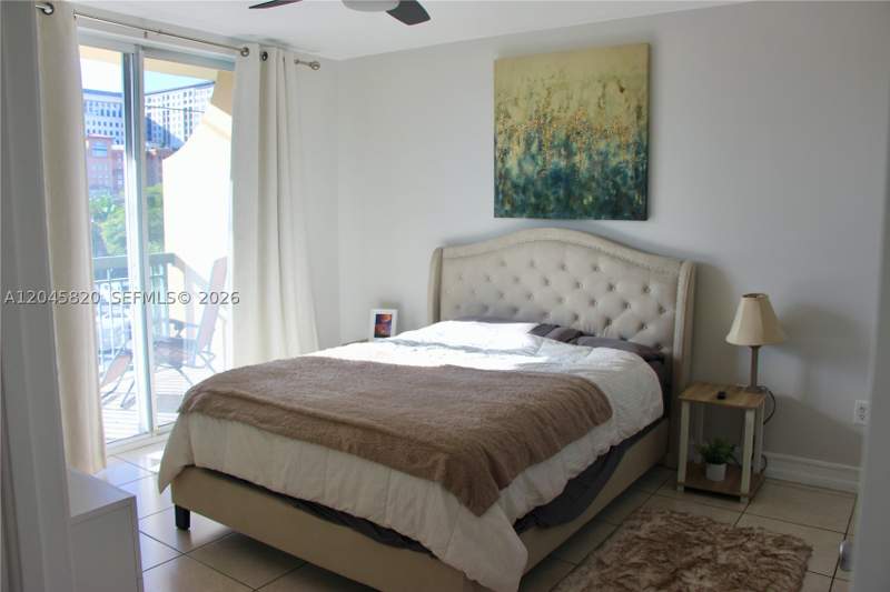 2 bedroom Condominium at 2501 Douglas Rd 304, Douglas Place Condo, Miami — photo 5