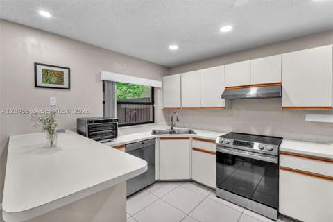10060 SW 137th Ct, Miami FL - photo 20 of 49