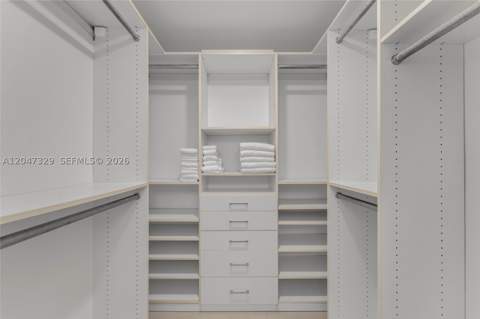 600 NE 27th St 2904, Miami FL - photo 18 of 36