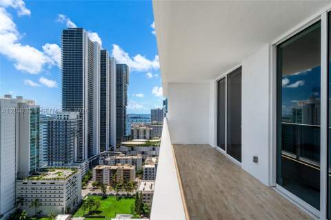 600 NE 27th St 2904, Miami FL - photo 22 of 36