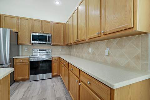 7004 SE Twin Oaks Circle, Stuart FL - photo 16 of 38