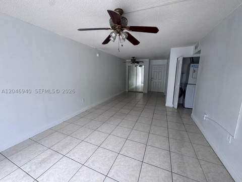 1725 W 60th St F222, Hialeah FL - photo 22 of 24