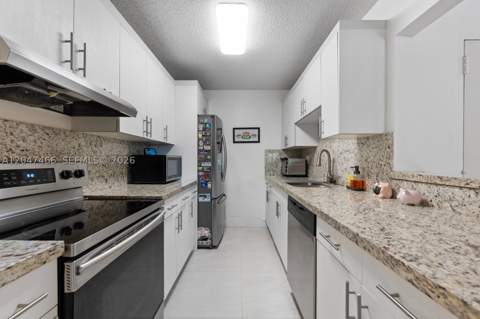 10381 N Kendall Dr M8, Miami FL - photo 13 of 30