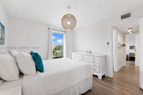 10381 N Kendall Dr M8, Miami FL - photo 17 of 30