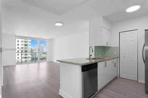 1155 Brickell Bay Dr 2206, Miami FL - photo 7 of 26