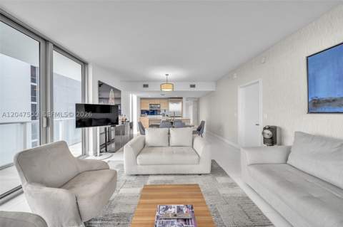 16385 Biscayne Blvd 2707, North Miami Beach FL - photo 10 of 38