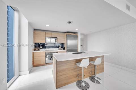 16385 Biscayne Blvd 2707, North Miami Beach FL - photo 17 of 38
