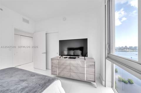 16385 Biscayne Blvd 2707, North Miami Beach FL - photo 23 of 38