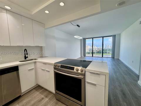 3675 N Country Club Dr 2007, Aventura FL - photo 6 of 51
