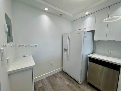 3675 N Country Club Dr 2007, Aventura FL - photo 9 of 51