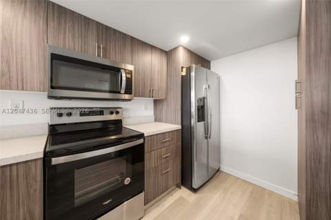 2555 Collins Ave 706, Miami Beach FL - photo 14 of 47