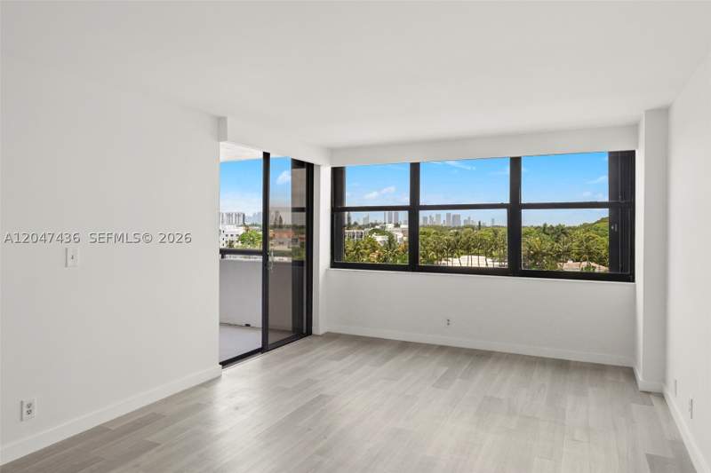 2 bedroom Condominium at 2555 Collins Ave 706, Club Atlantis Condo, Miami Beach — photo 4