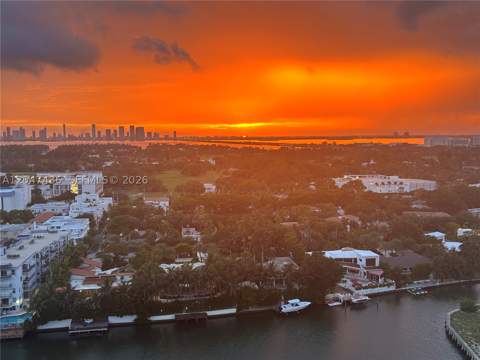 2555 Collins Ave 706, Miami Beach FL - photo 8 of 47