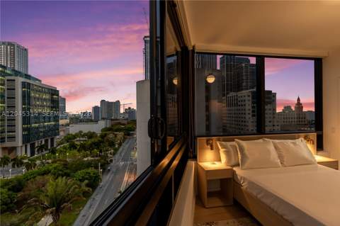 225 N Miami Ave 1102, Miami FL - photo 17 of 42