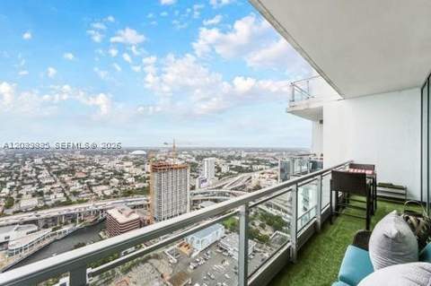 92 SW 3rd St 5108, Miami FL - photo 16 of 24