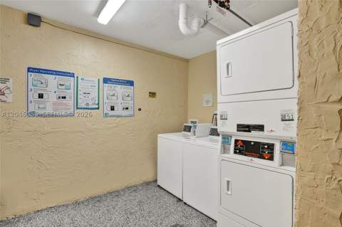 606 W 81st St 323, Hialeah FL - photo 17 of 20