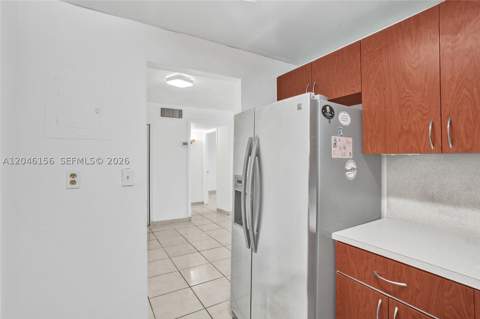 606 W 81st St 323, Hialeah FL - photo 7 of 20
