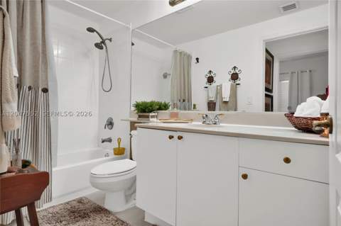 10720 NW 66th St 205, Doral FL - photo 13 of 25
