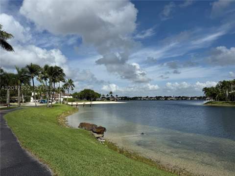 10720 NW 66th St 205, Doral FL - photo 18 of 25