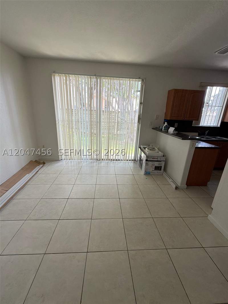 4 bedroom Condominium at 2432 SE 14th Ave 277, Shoma Townhomes At Keysco, Homestead — photo 3