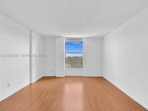2020 NE 135th St 601, North Miami FL - photo 17 of 30
