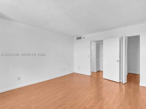 2020 NE 135th St 601, North Miami FL - photo 18 of 30