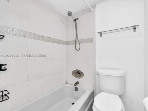 2020 NE 135th St 601, North Miami FL - photo 20 of 30
