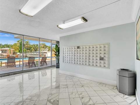 2020 NE 135th St 601, North Miami FL - photo 23 of 30
