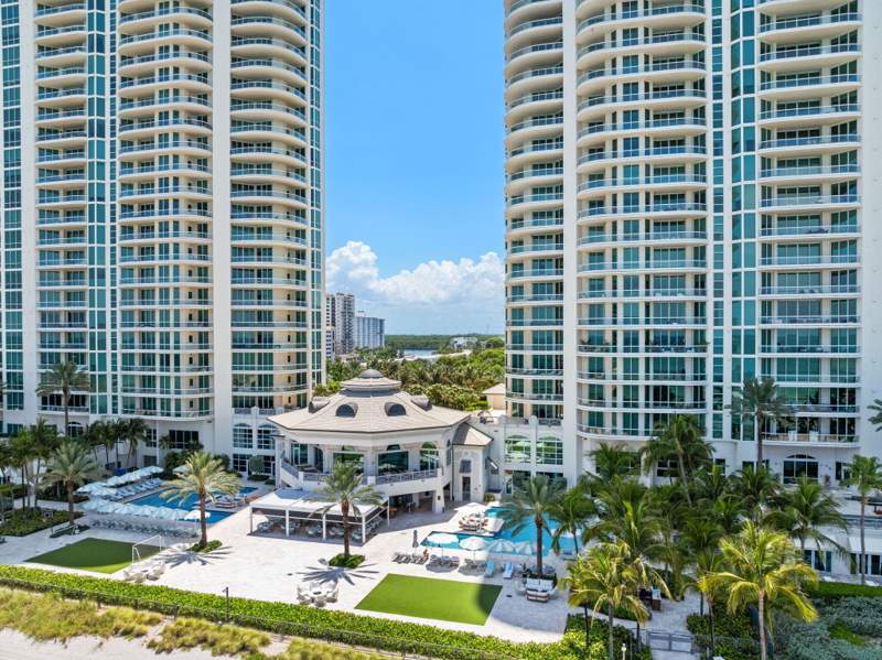 2 bedroom Condominium at 16051 Collins Avenue 1902, Turnberry Ocean Colony, Sunny Isles Beach — photo 3